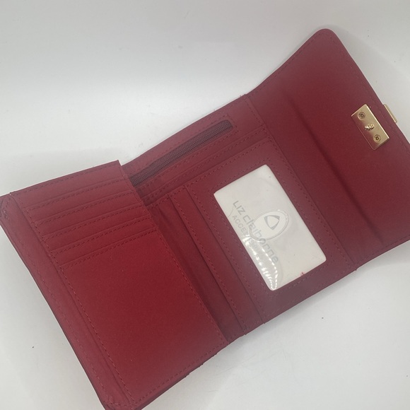 Lis Claiborne Burgundy faux basket weave Tri Fold Wallet NWOT - Picture 12 of 12